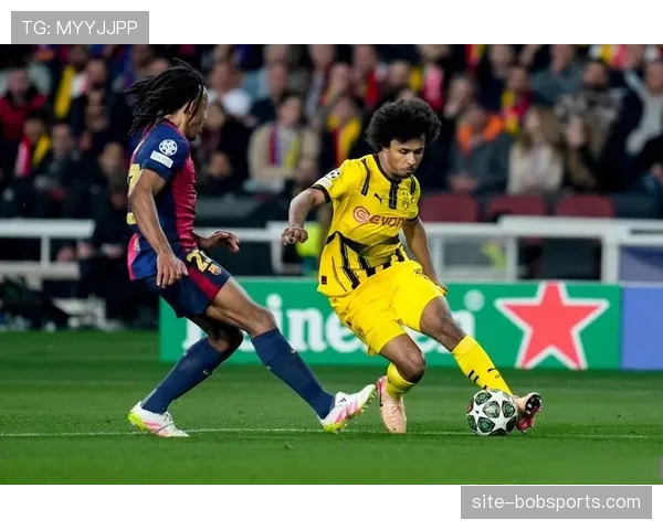 巴萨后场出球体系优化 门将参与传导破解对手高位逼抢